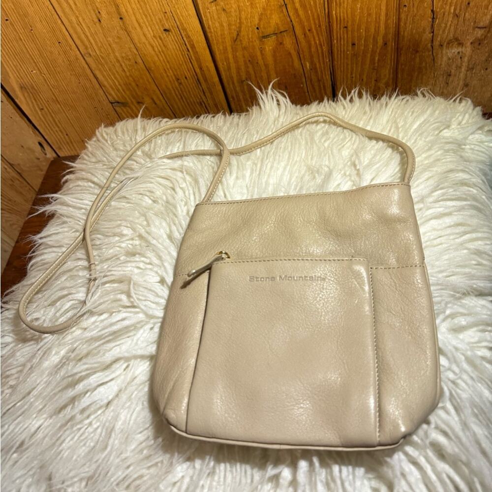 Stone Mountain Beige Leather Shoulder Bag
